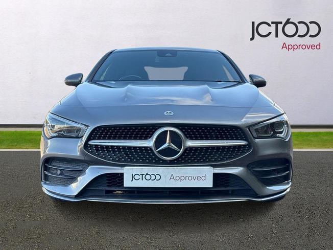 MERCEDES-BENZ CLA Class Photo 8