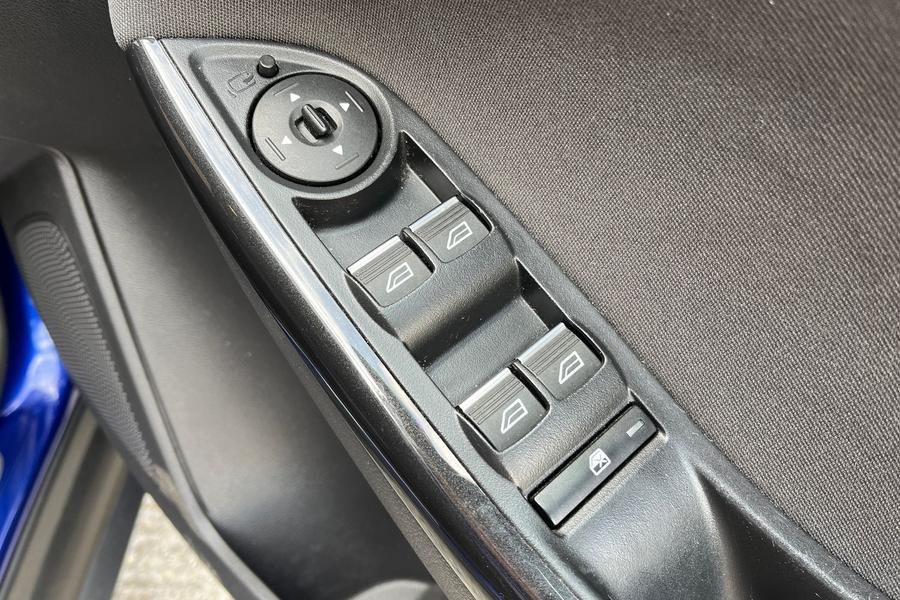 Ford Focus Photo autoimg-175e00f52e28f0b4b58f36b0333820bbdcd4ef3d.jpg