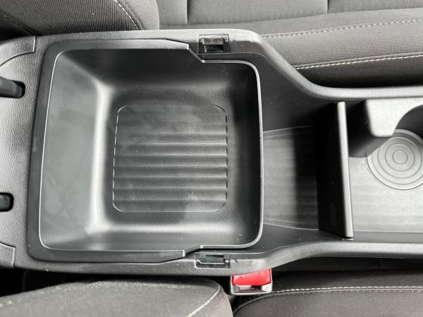 Hyundai KONA Photo autoimg-176045492f0833152ea51eef4f1b03fd6d521320.jpg
