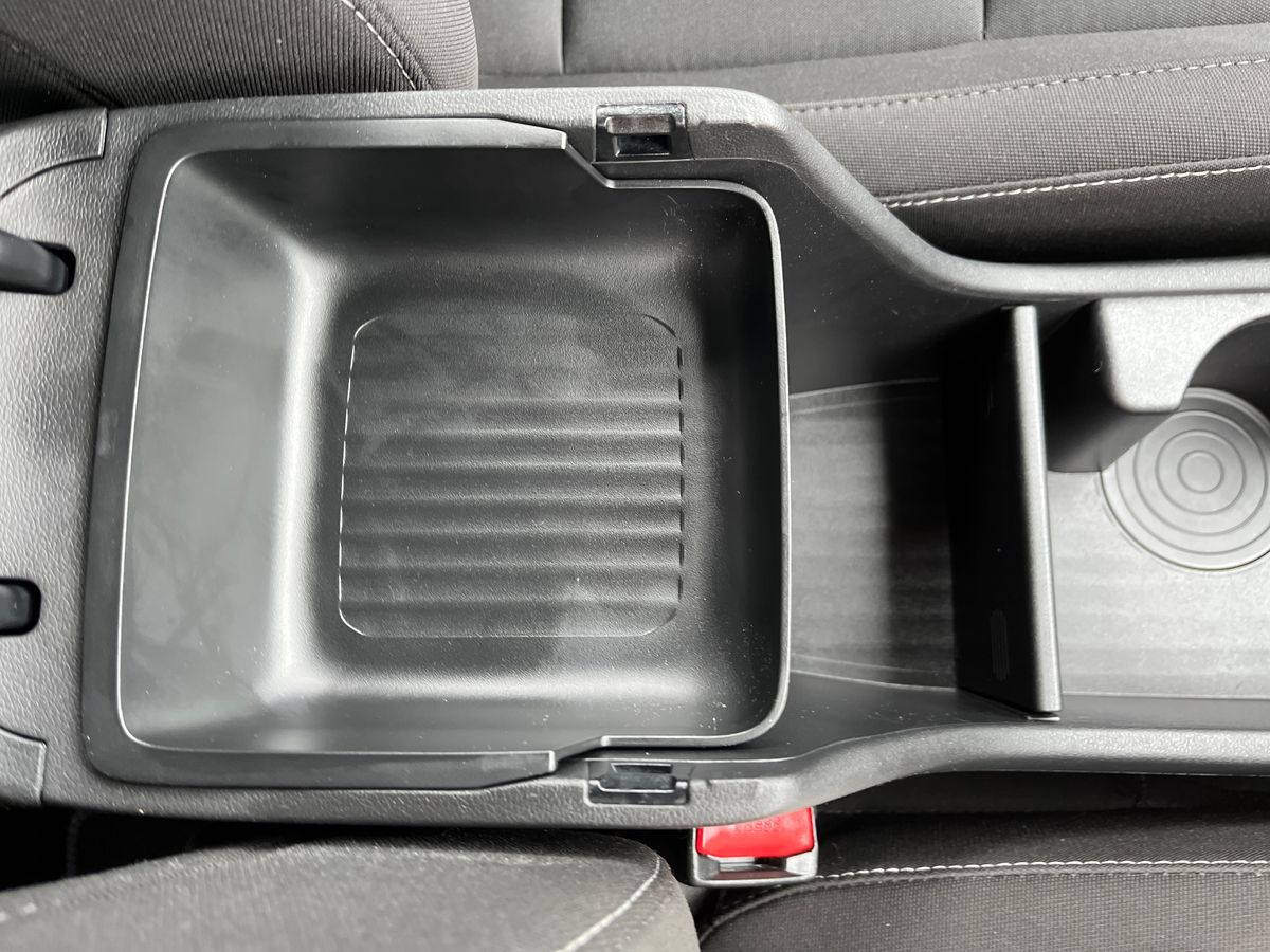 Hyundai KONA Photo 36