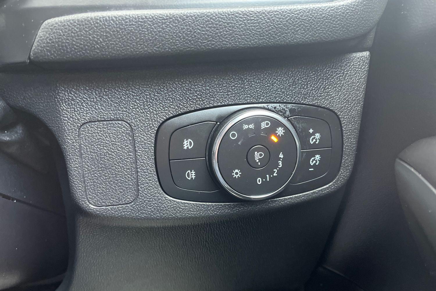 Ford Focus Photo 25
