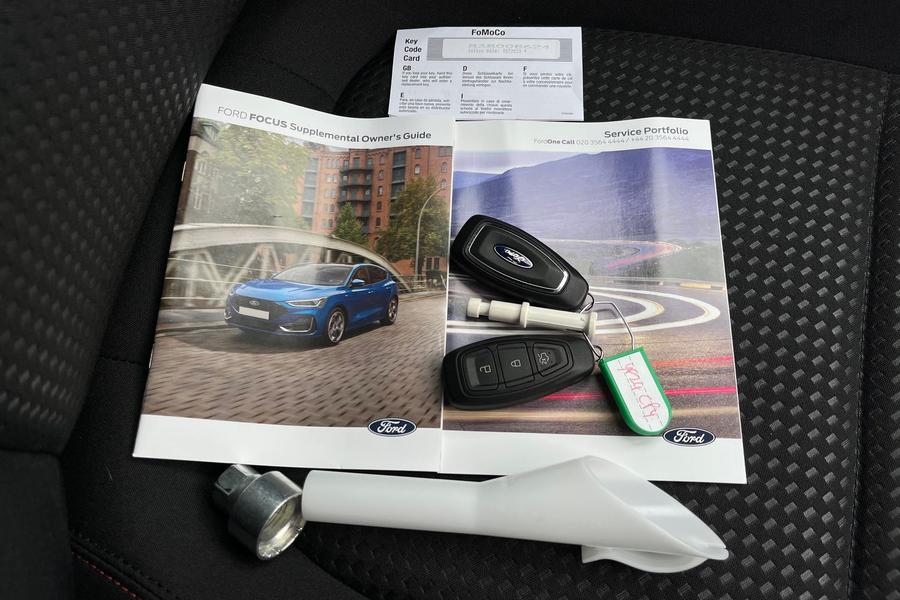 Ford Focus Photo autoimg-1762b7f79244a8684f8457407ca6ec3f9ab5c627.jpg