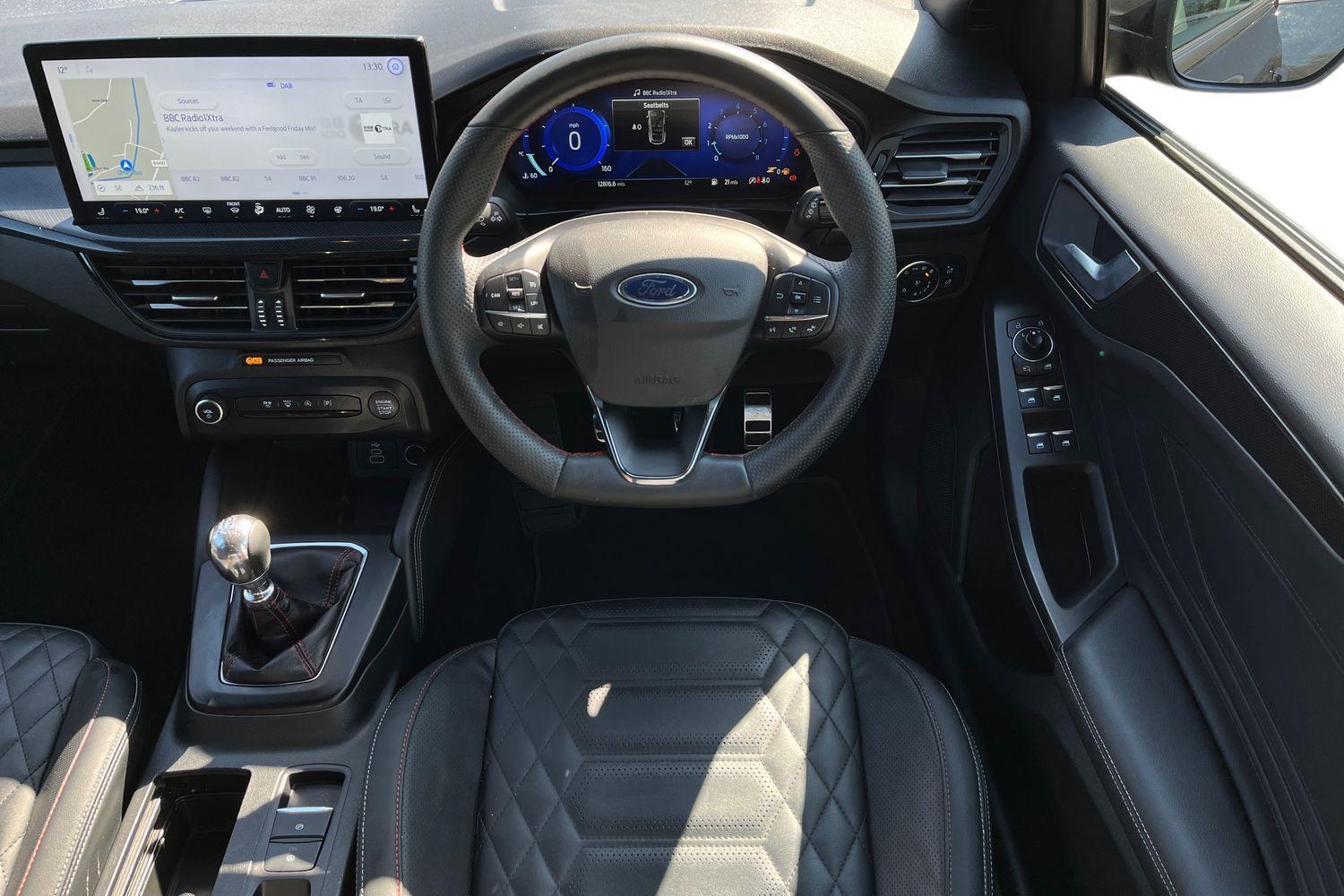 Ford FOCUS Photo 10
