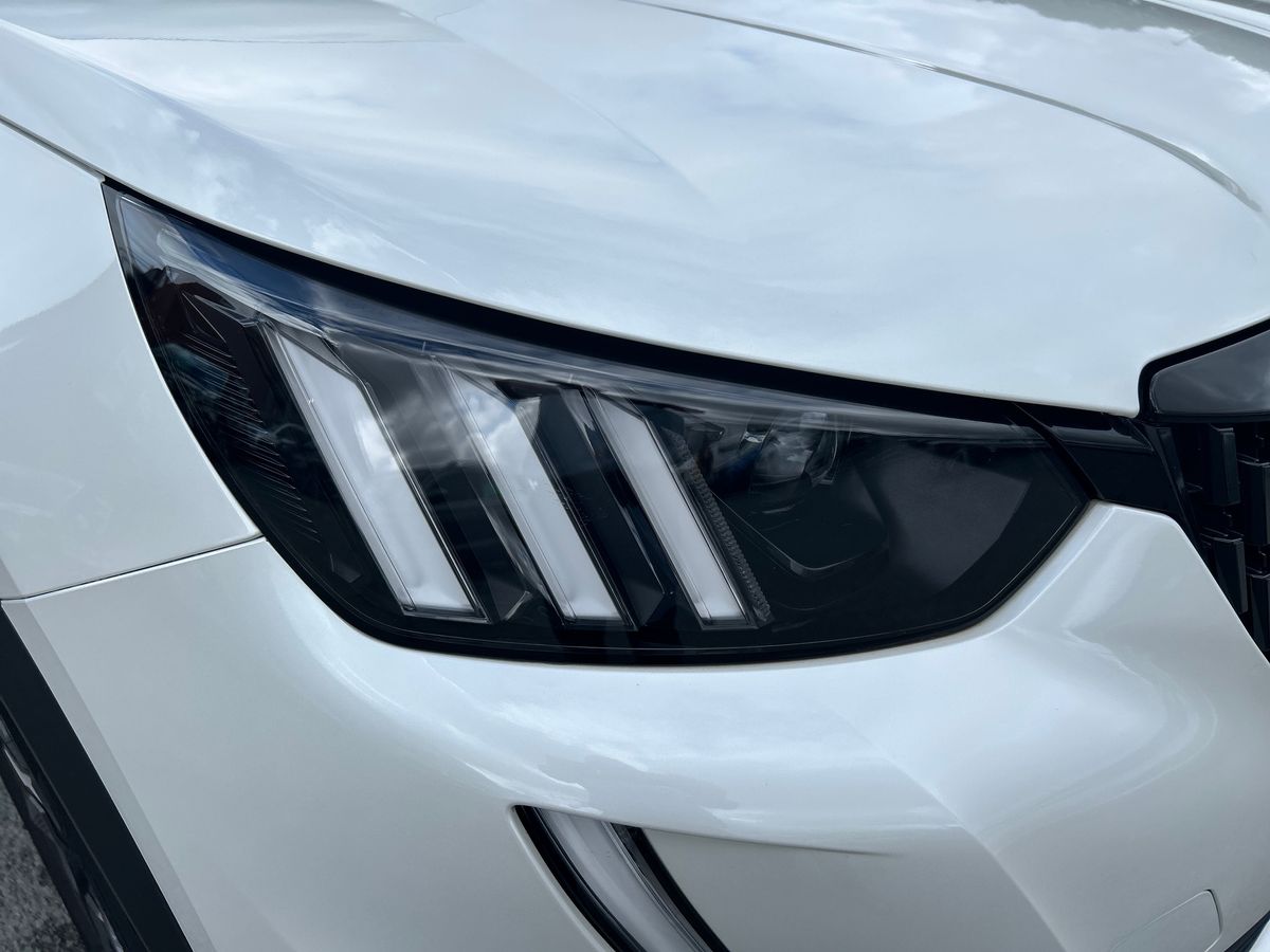 Peugeot 2008 Photo 16