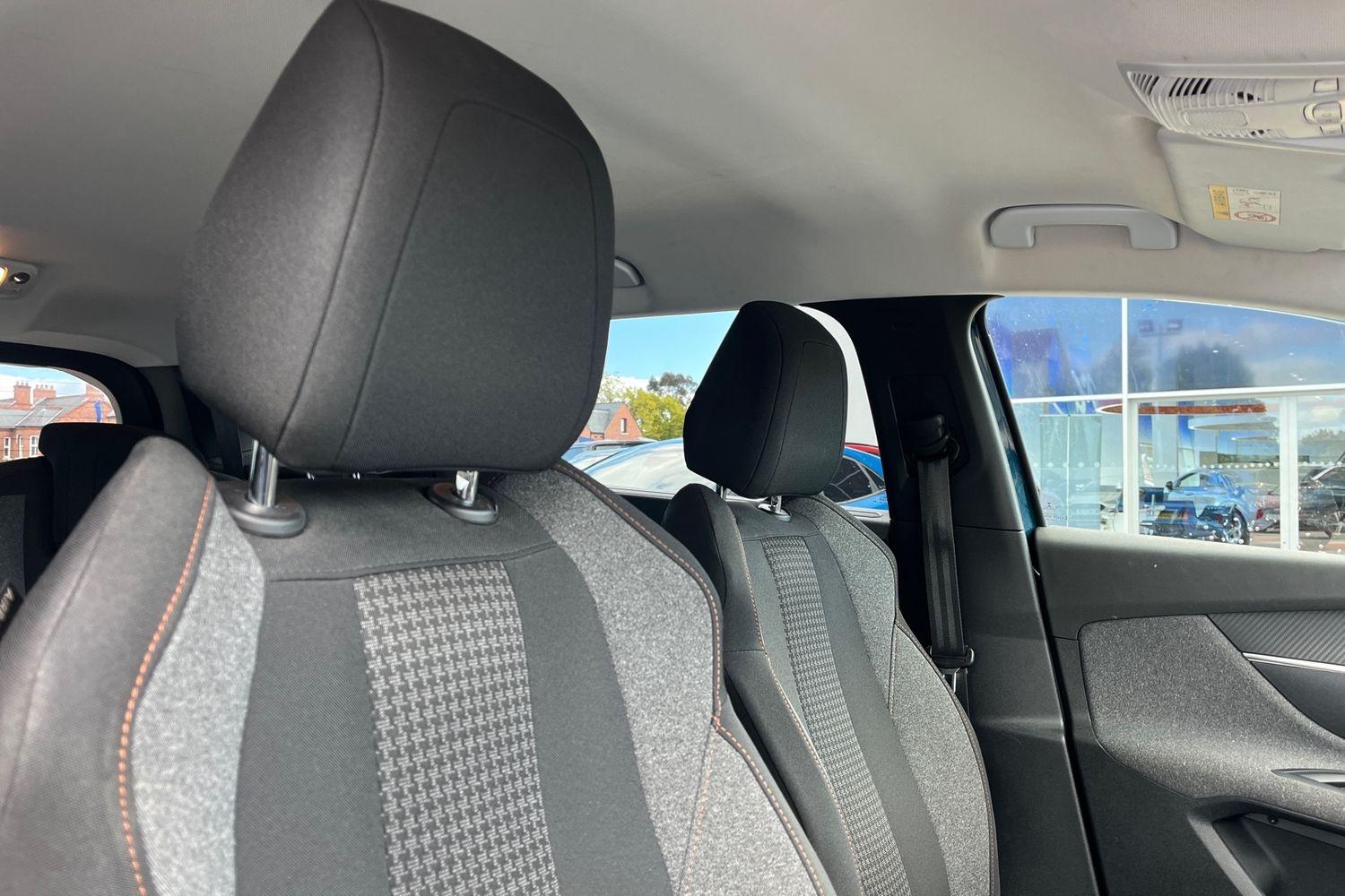 Peugeot 5008 Photo 16