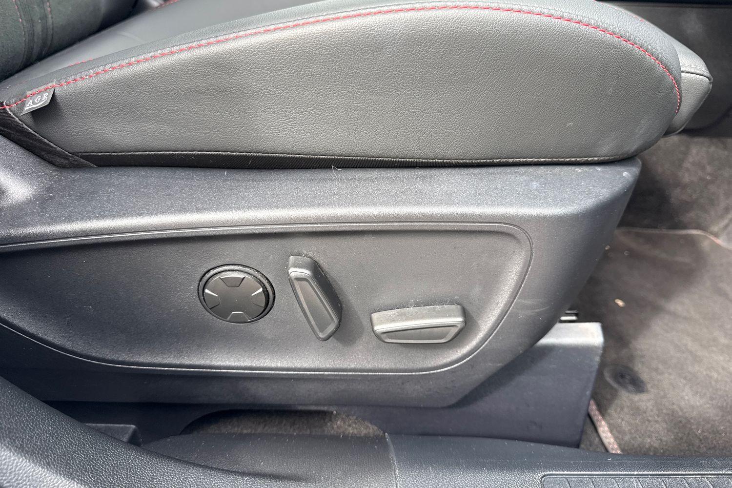 Ford KUGA Photo 24