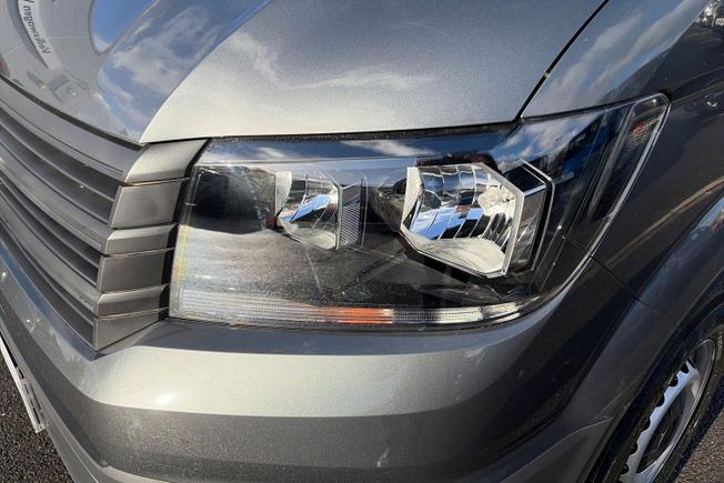 VOLKSWAGEN Crafter Photo 39