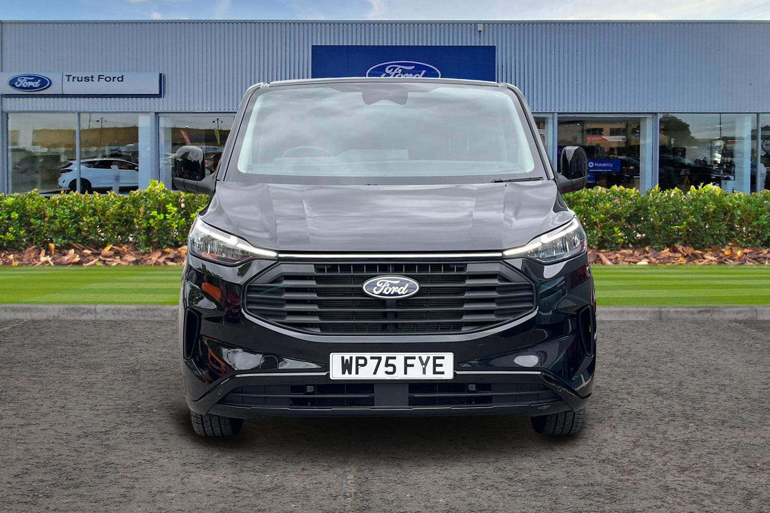 Ford TRANSIT CUSTOM Photo 11