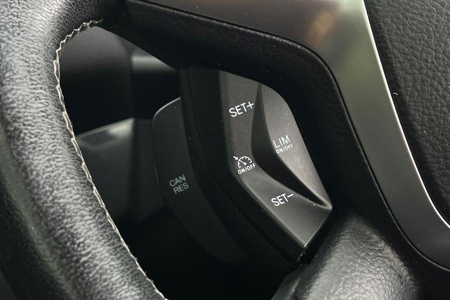 Ford Kuga Photo autoimg-17706a7b0cccbb3195842651324bfbe08974f5dc.jpg