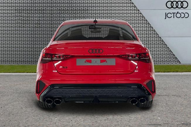 AUDI S3 Photo 7