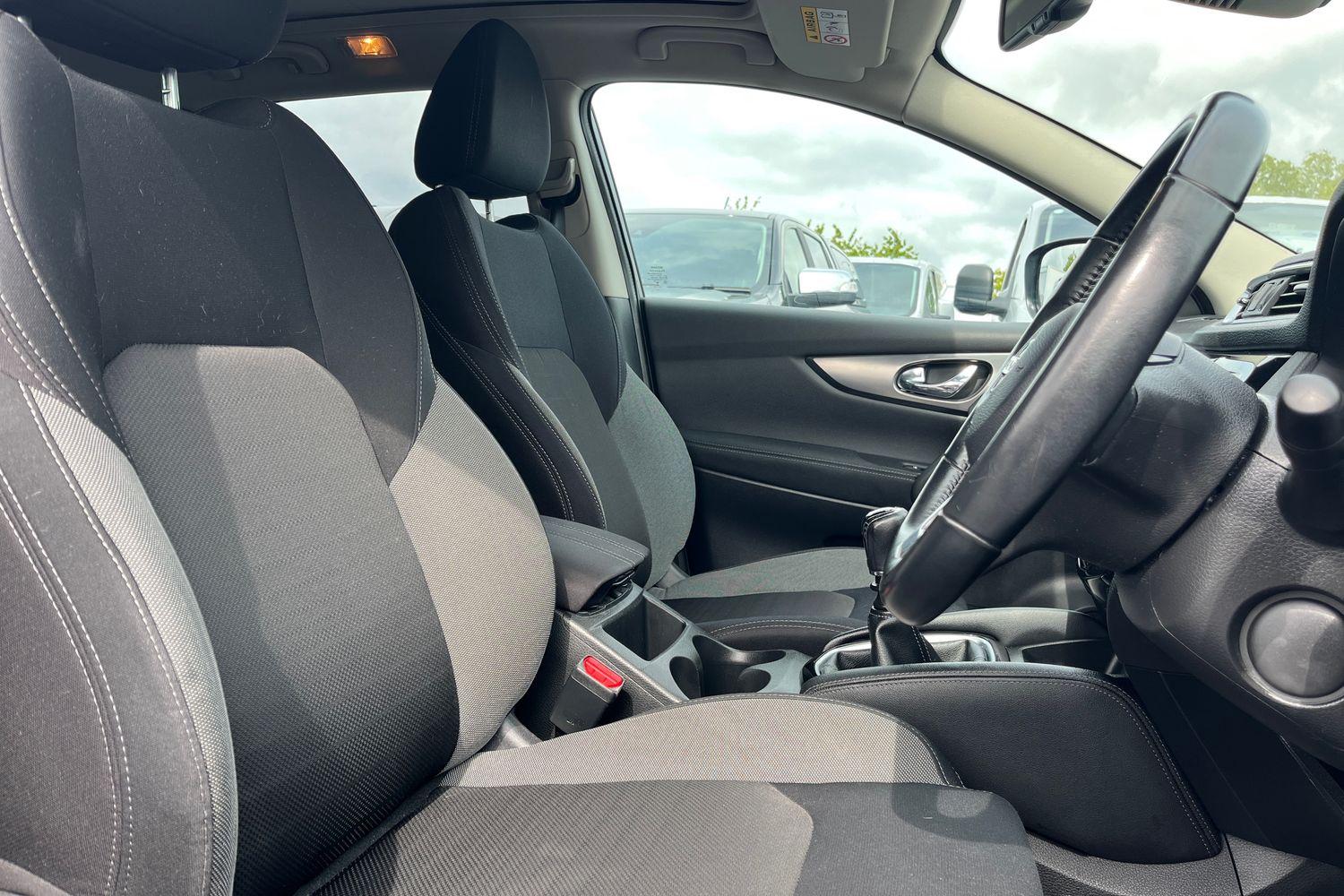 Nissan Qashqai Photo 16