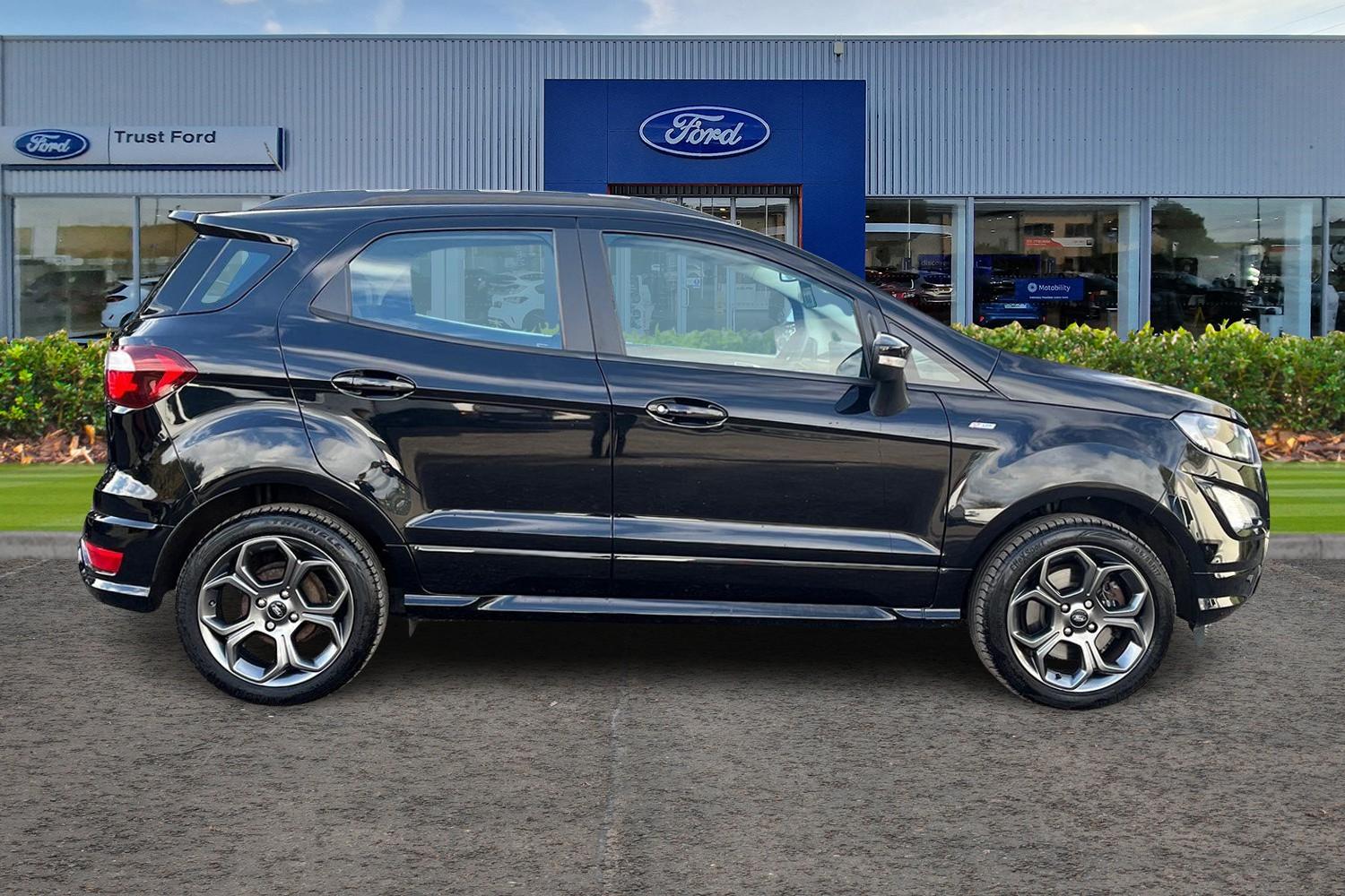 Ford EcoSport Photo 2
