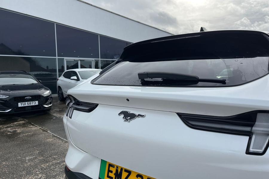 Ford MUSTANG MACH-E Photo autoimg-1774ec40c7f09bb43887eb0d04322b6b22fa0bb2.jpg