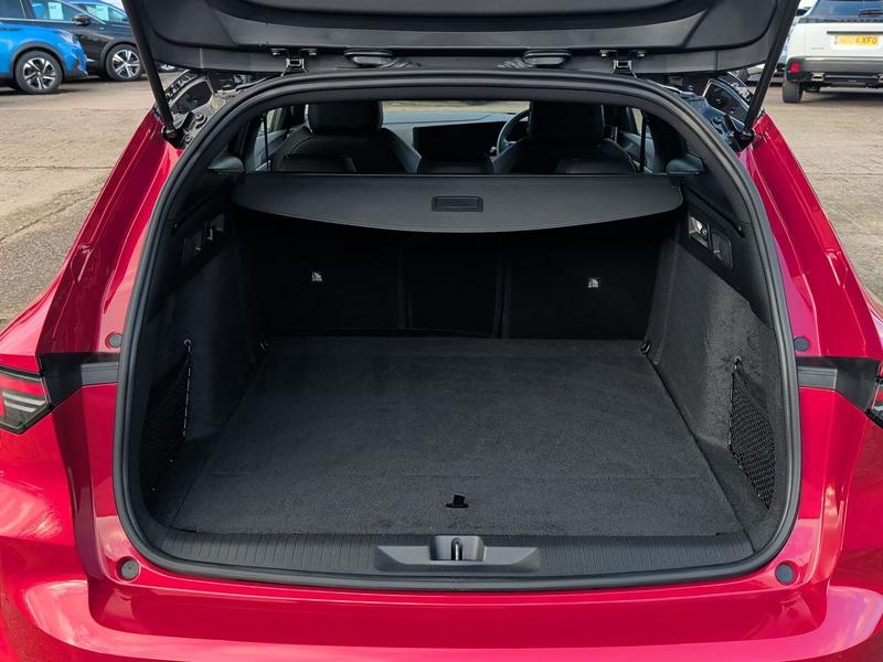 Used Vauxhall Astra BJ73UXY 19