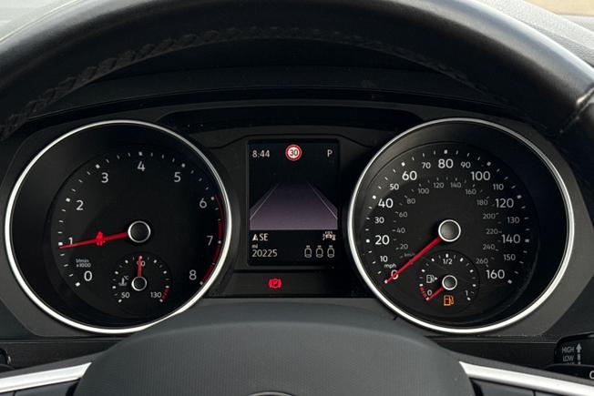 VOLKSWAGEN Tiguan Photo 15