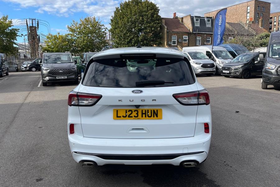 Ford KUGA Photo autoimg-177e38b39090d12463f7f6bda242dfb207d279a6.jpg
