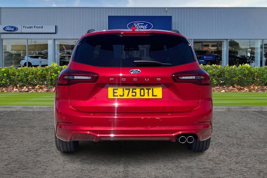 Ford FOCUS Photo autoimg-177fc2374fe7e239b1c73c2f6af8ec9a136f64e3.jpg