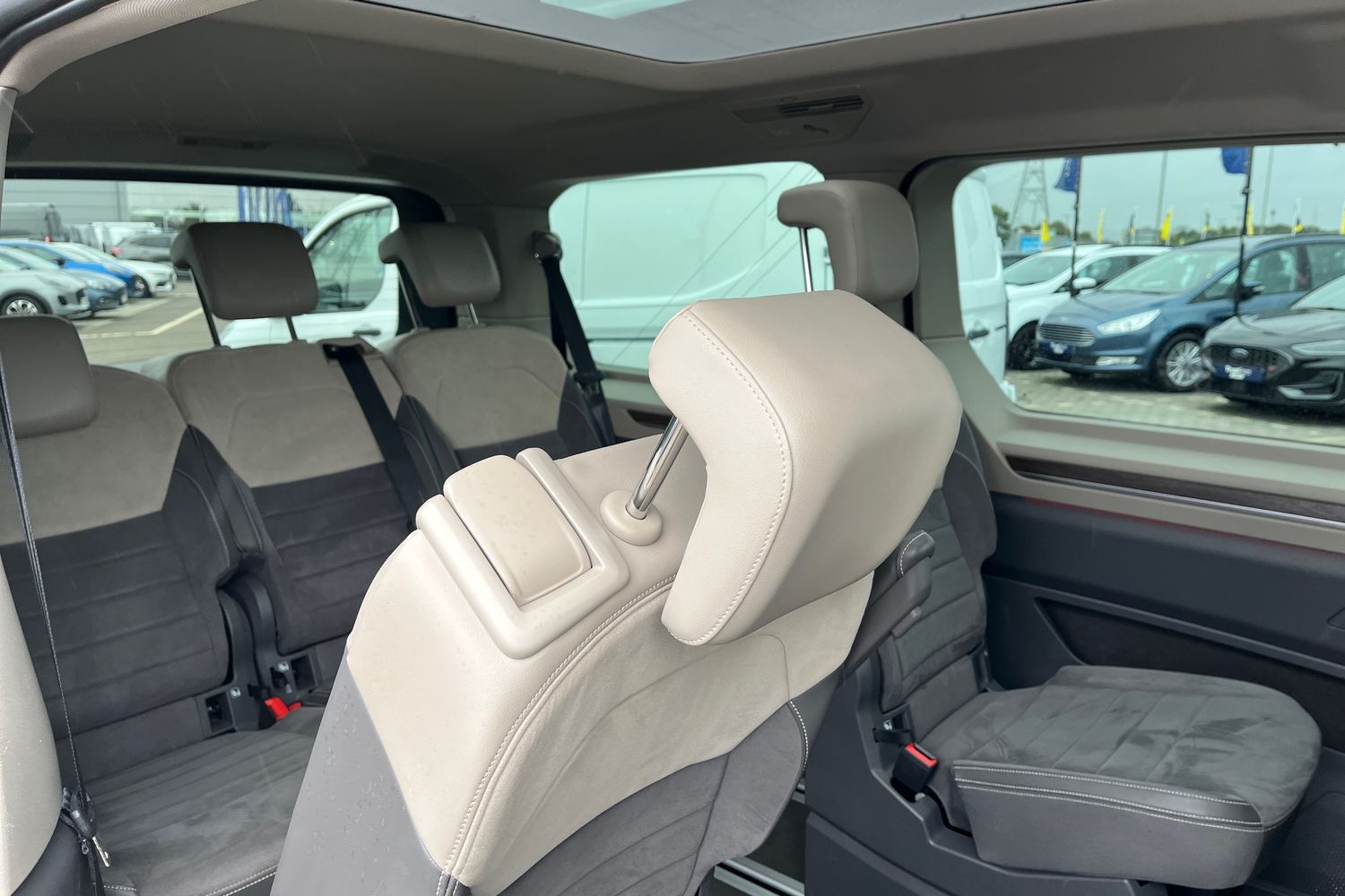 Volkswagen Multivan Photo 19