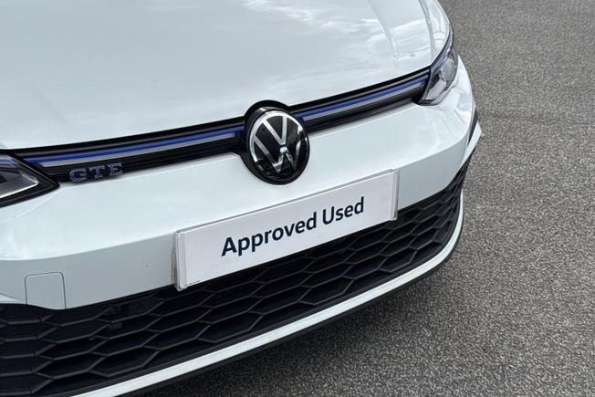 VOLKSWAGEN Golf Photo 50