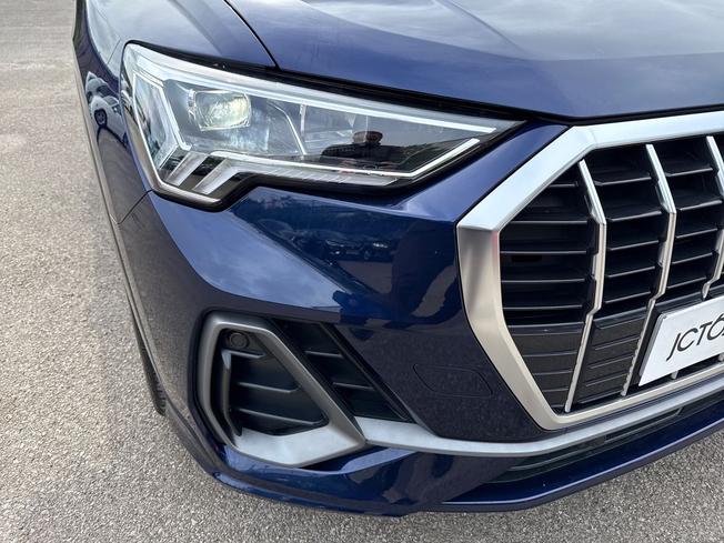 AUDI Q3 Photo 30