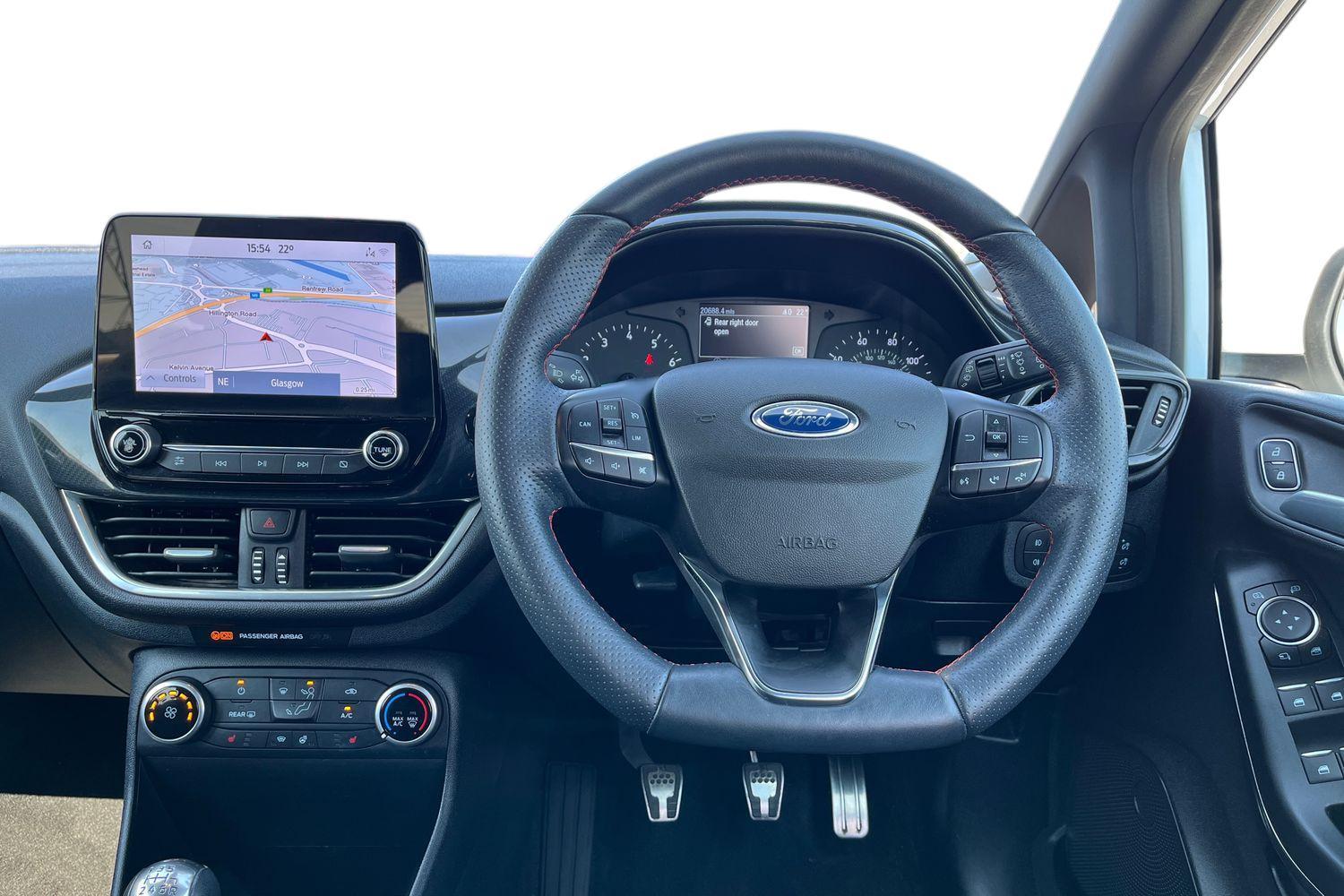 Ford Fiesta Photo 10
