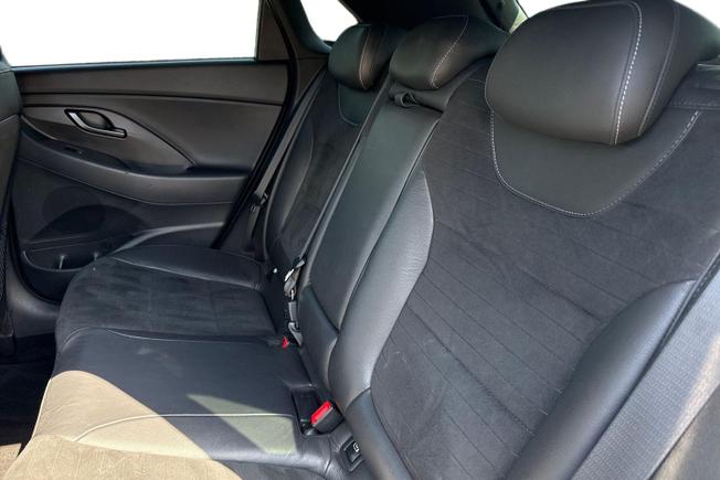 HYUNDAI I30 Photo 9