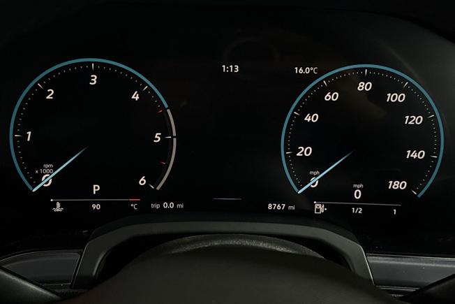 VOLKSWAGEN Touareg Photo 15