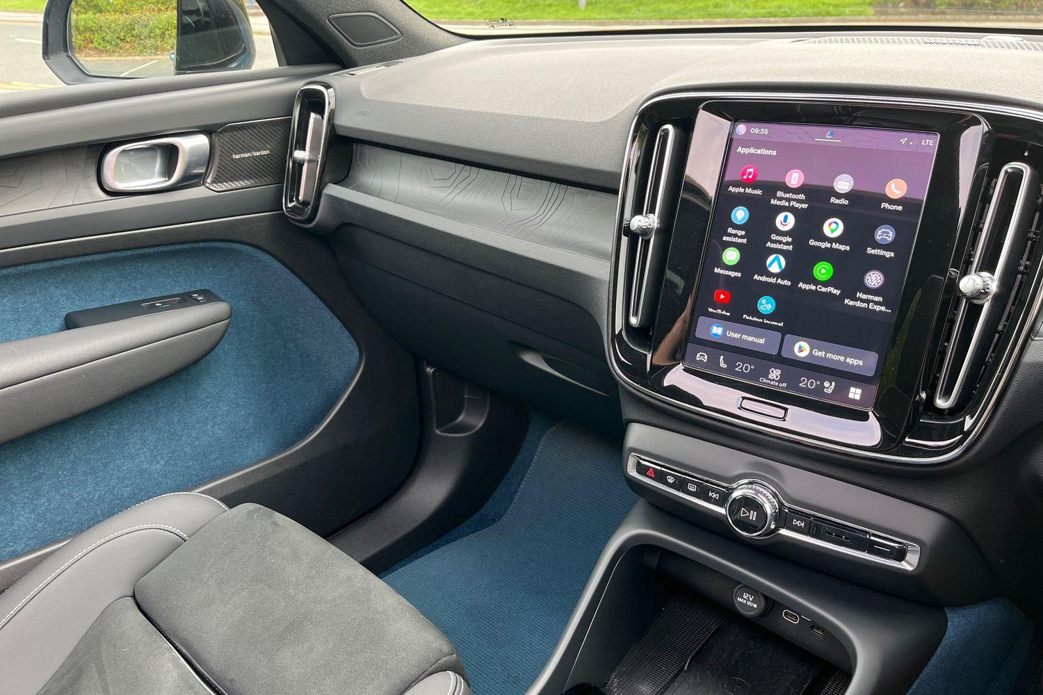 Volvo XC40 Photo 22