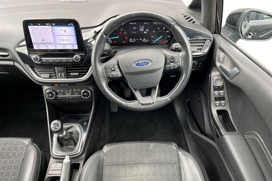 Ford FIESTA Photo autoimg-179f80e2dd51704cacfa7b7ac1fc8e6f001606fc.jpg