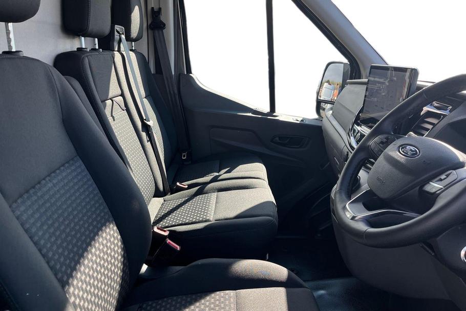 Used Ford E-TRANSIT YO25EJF 11