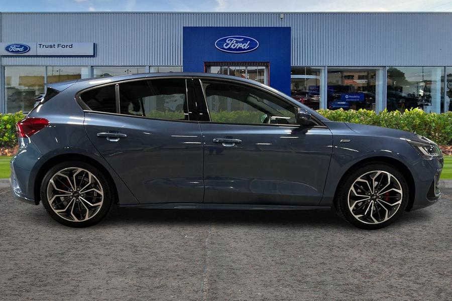 Ford FOCUS Photo autoimg-17a0a5d4811ae43337878ca5f87e3120f41a33bc.jpg