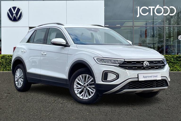 Used 2022 VOLKSWAGEN T-Roc Life 1.5 TSI 150PS 6-speed Manual 5 Door Pure White at JCT600