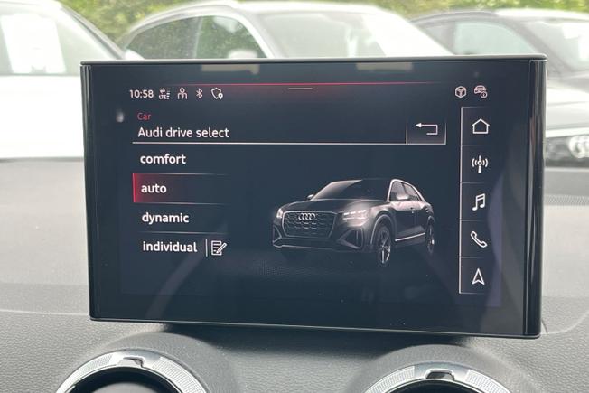 AUDI Q2 Photo 23