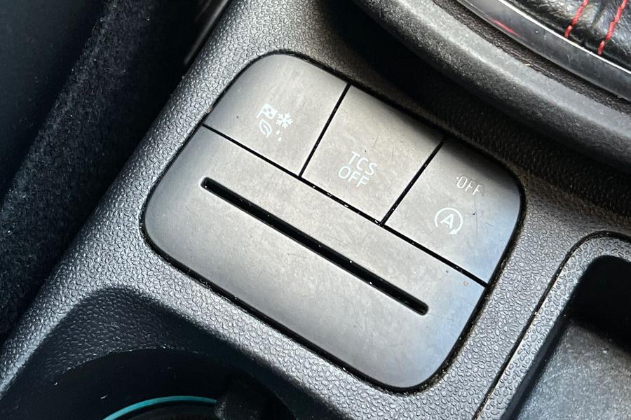 Ford PUMA Photo autoimg-17a6c9136c664a3e354190be70d6c4973a6d6451.jpg