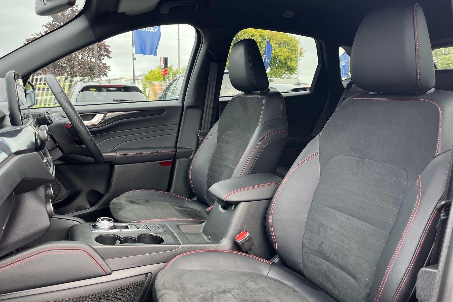 Ford Kuga Photo 18
