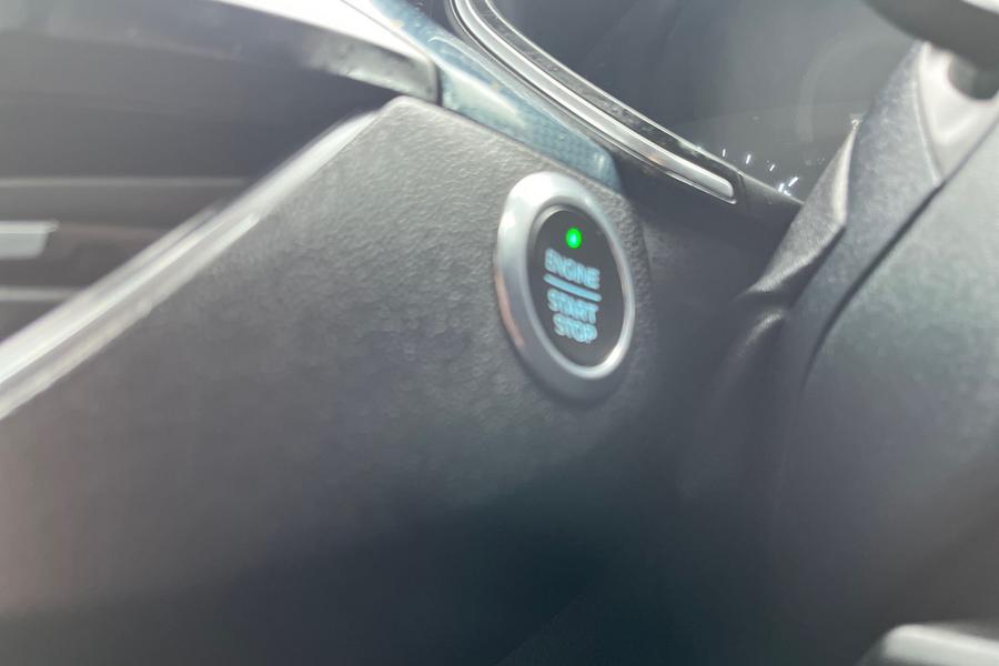Ford FOCUS Photo autoimg-17a93f9bb70a336bb78ab8a825d5ce87cd6ee427.jpg