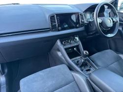 ŠKODA Karoq Photo 2