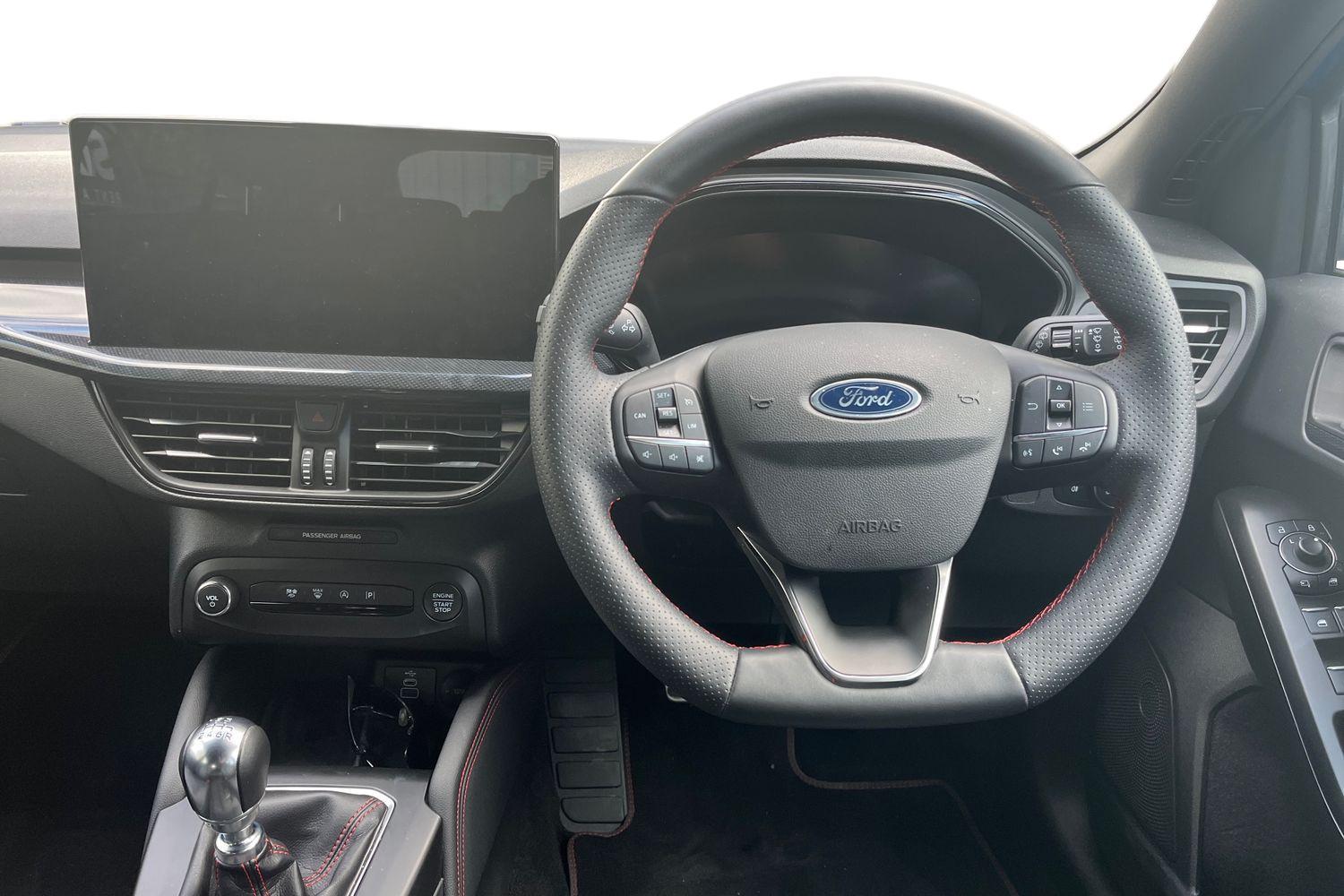 Ford Focus Photo 10