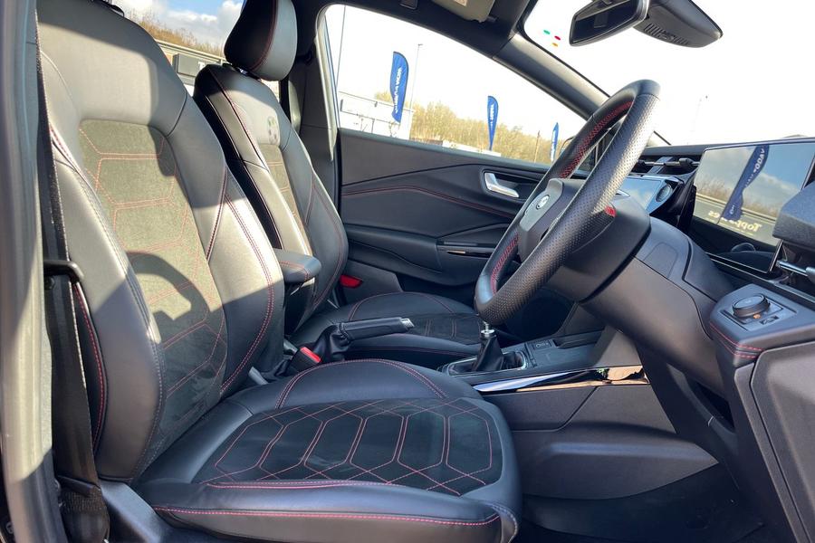 Ford PUMA Photo autoimg-17ac562df0137edbda589b48c4d9da38620c7617.jpg