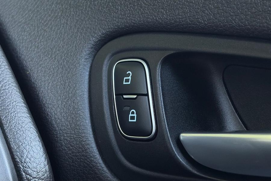 Ford Focus Photo autoimg-17ada8d8f65f8a72162b7becdea1fe8e2d7a3673.jpg