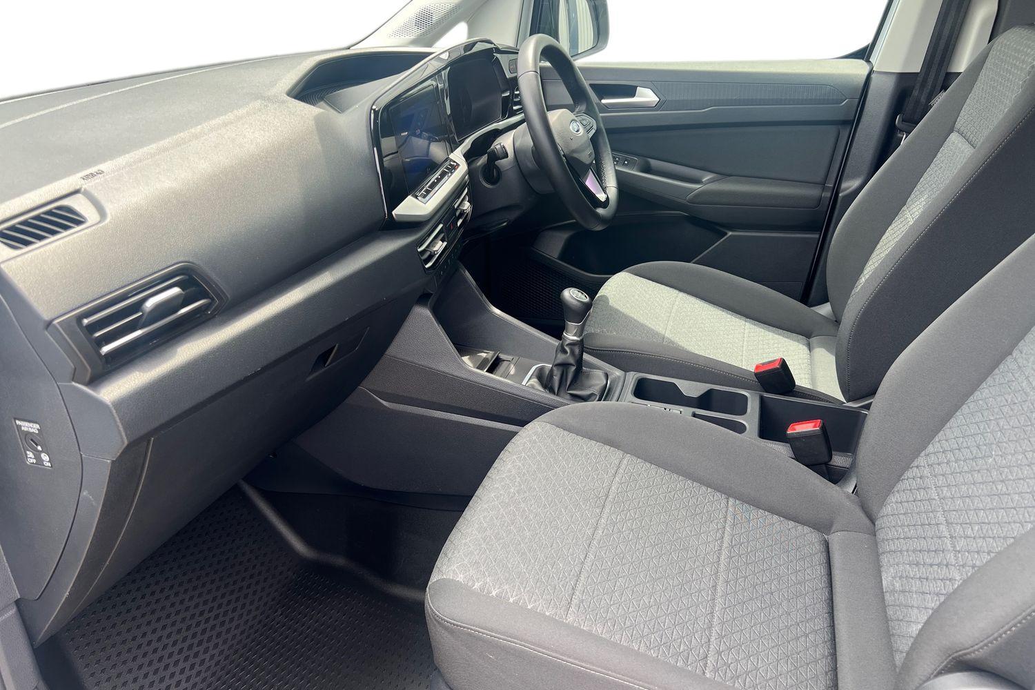 Ford TRANSIT CONNECT Photo 2