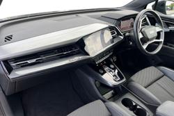 AUDI Q4 E-Tron Photo 2