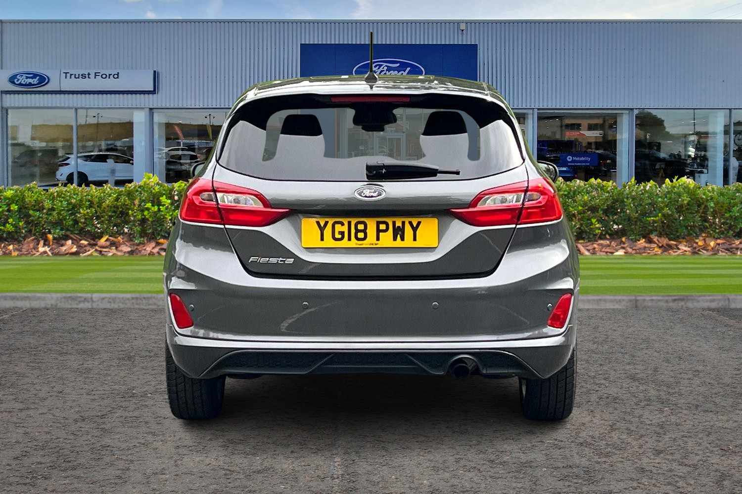 Ford Fiesta Photo 6