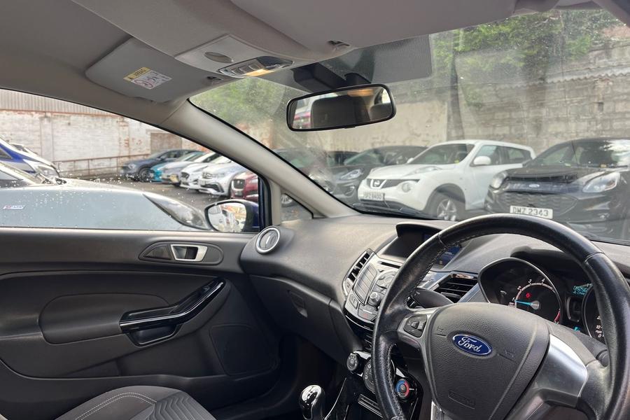 Ford FIESTA Photo autoimg-17b8cd6c42a24dc0a27fec1bd7fb50cf94906e4d.jpg
