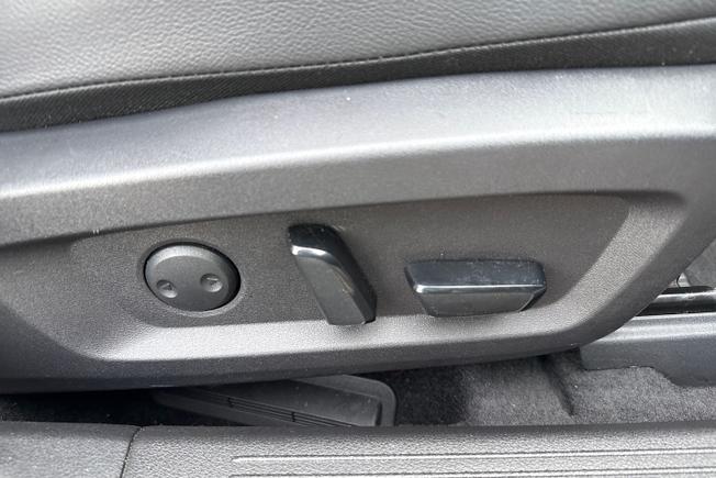 NISSAN Qashqai Photo 23