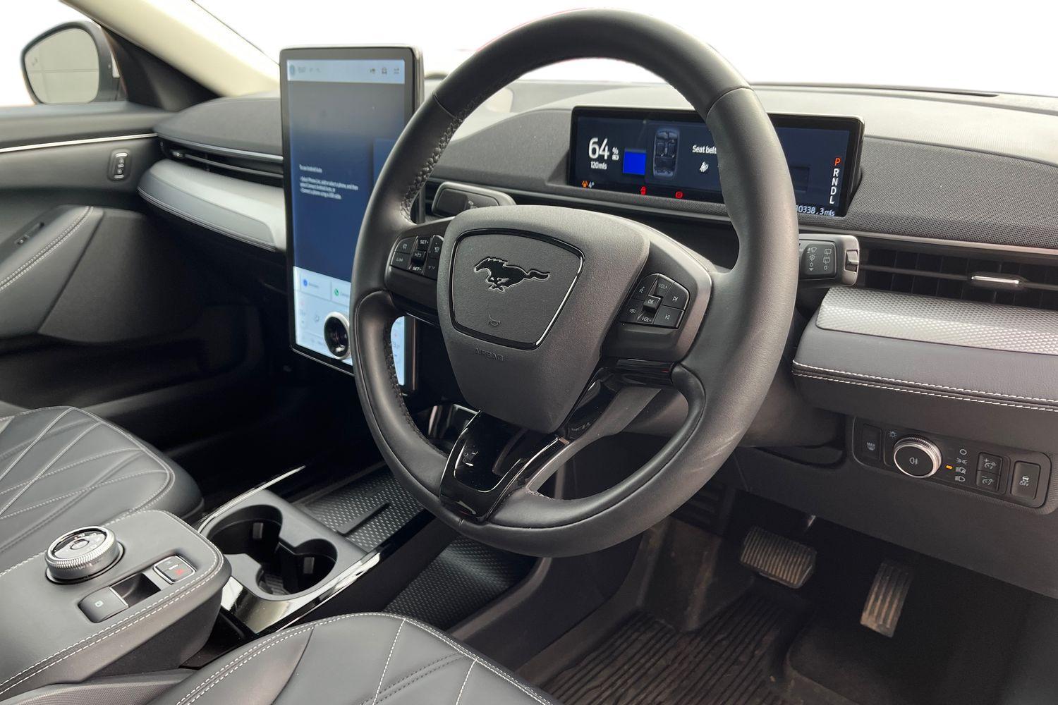 Ford MUSTANG MACH-E Photo 8