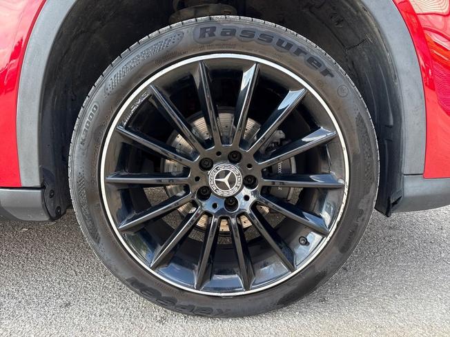 MERCEDES-BENZ Gla Photo 5