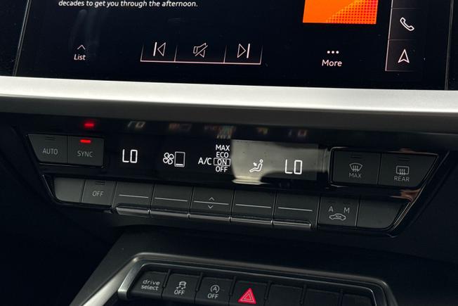 AUDI A3 Photo 37