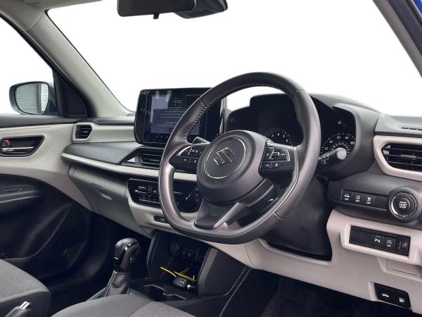 Suzuki Swift Photo autoimg-17c2ca086bf6ffca1c3fc0789e9eb858042b5464.jpg