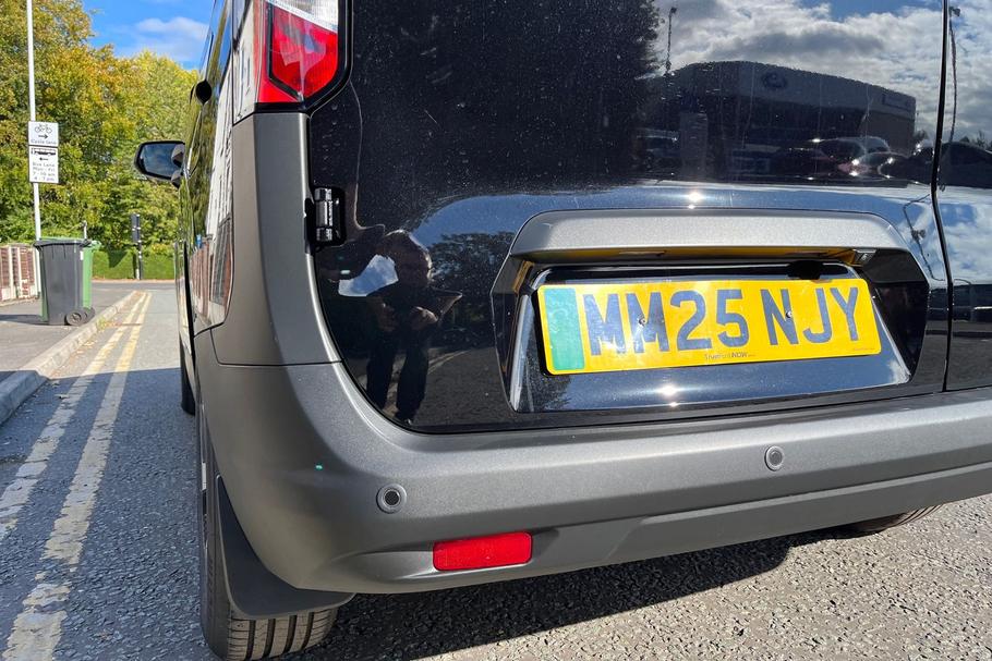 Used Ford E-TRANSIT COURIER 15